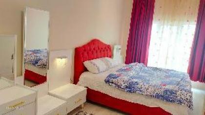 Great 13 apartment with open view - image 4