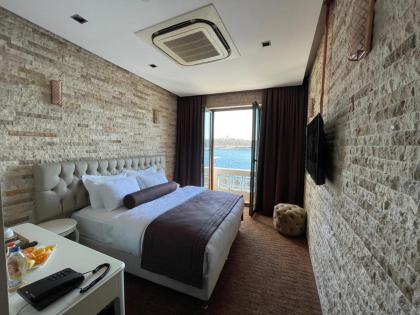 Weingart Port Seaside - image 4