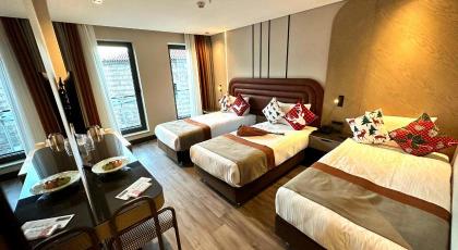 Edition Old City Hotel - image 23