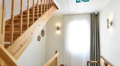 Agras Hotel - image 8