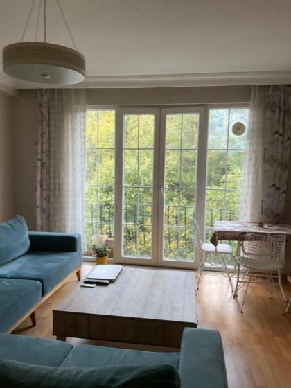Lovely two bedroom flat There is a separate room used as an office suitable for working from home. - image 6