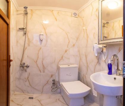 Tavra hotel - image 4