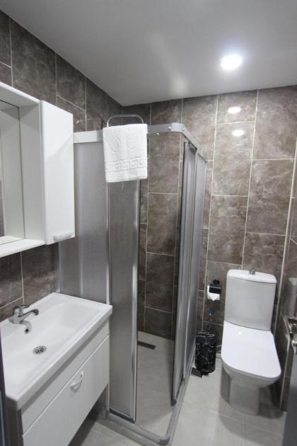 Monezza Hotel - image 13