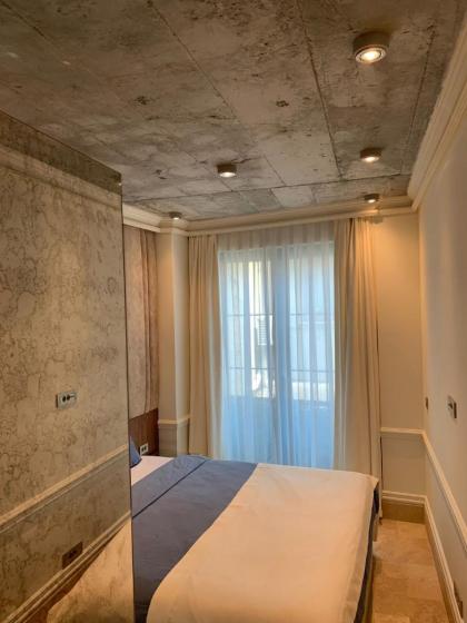 AB Residences-Cihangir Luxury Diamond Apartment - image 12