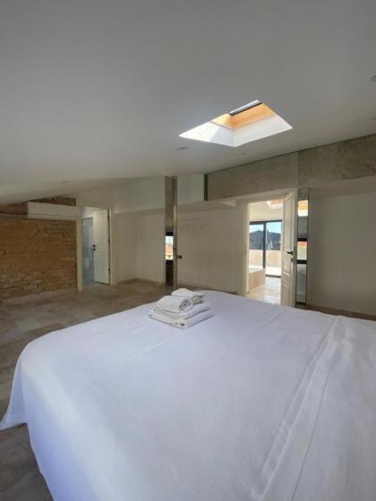 AB Residences-Cihangir Luxury Diamond Apartment - image 19