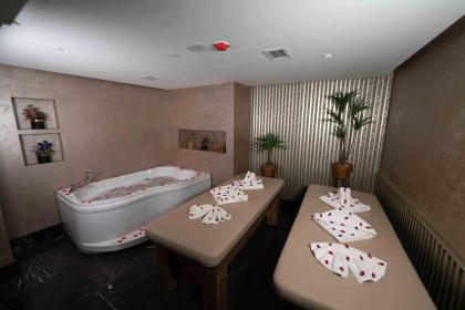 Costera Hotel - image 11