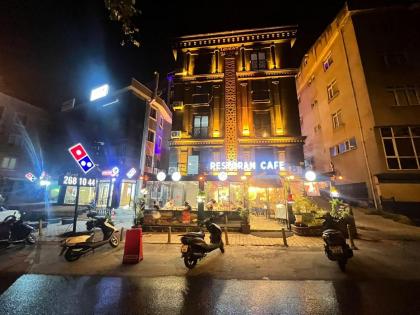 LEVENT PALACE OTEL - image 4