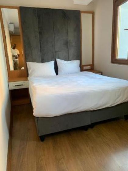 Two Bedroom for 4 family members with breakfast - image 3