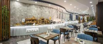 Hampton by Hilton Istanbul Arnavutkoy - image 10