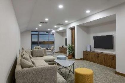 Hampton by Hilton Istanbul Arnavutkoy - image 8