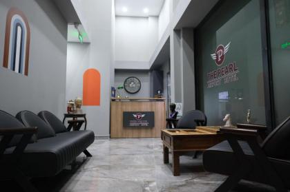 The Pearl Airport Hotel - image 4