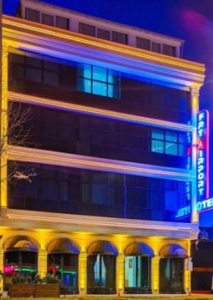 Frt Airport Hotel - image 5