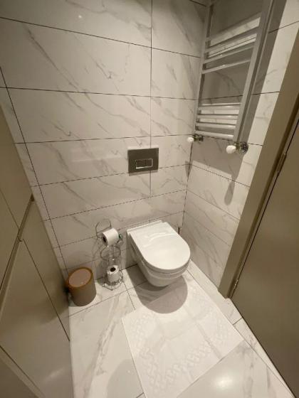 Modern New Studio Apartment near Mall of Istanbul - image 16