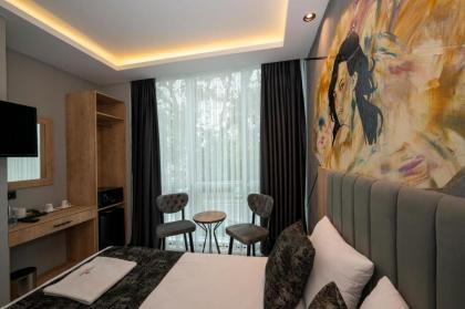 Comfort Point Hotel - image 12