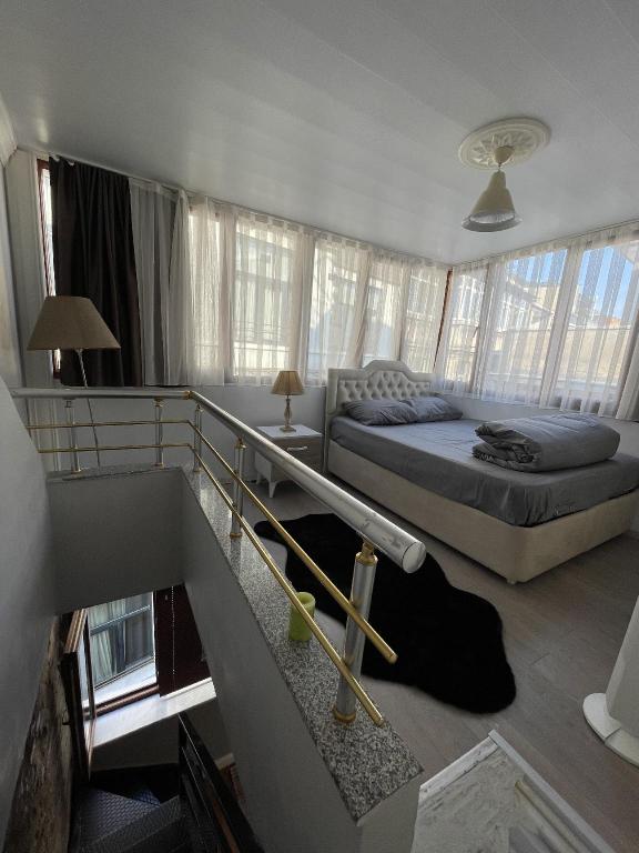 Tarihi Galata Home - image 5