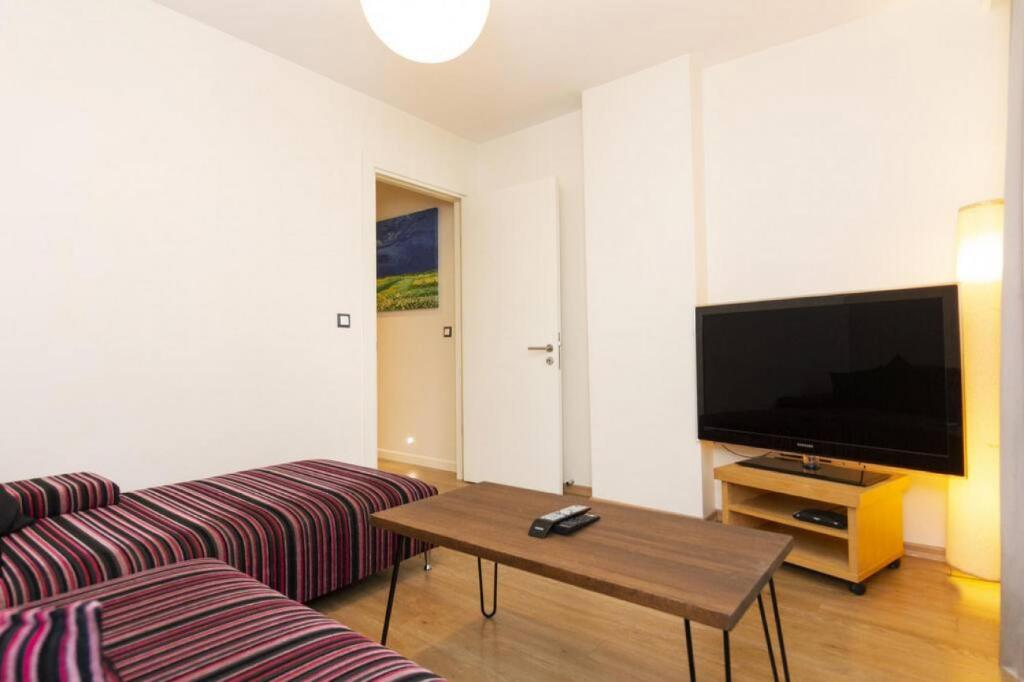 Comfy Home near Public Transportation in Sisli - image 3