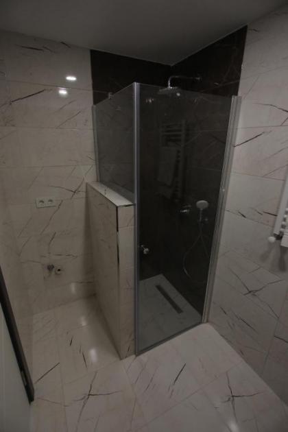Exclusive Sky Park Suite - image 2