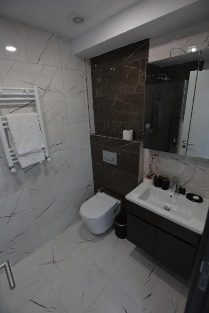 Exclusive Sky Park Suite - image 3