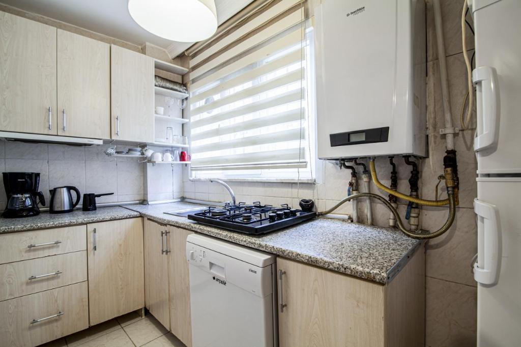 Stylish Flat 15 min to Galata Tower in Beyoglu - image 4