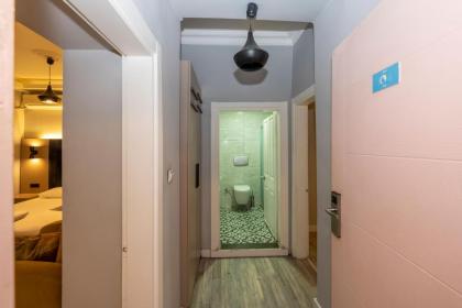 Cirrus Suites - image 25