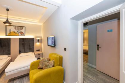 Cirrus Suites - image 27