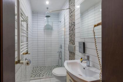 GRAND OPERA HOTEL - image 14