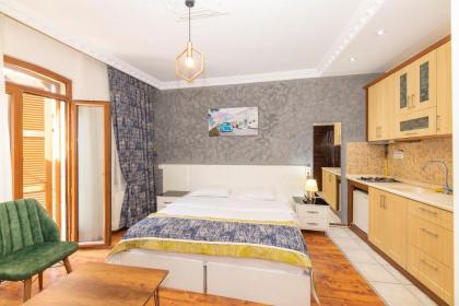 GRAND OPERA HOTEL - image 2