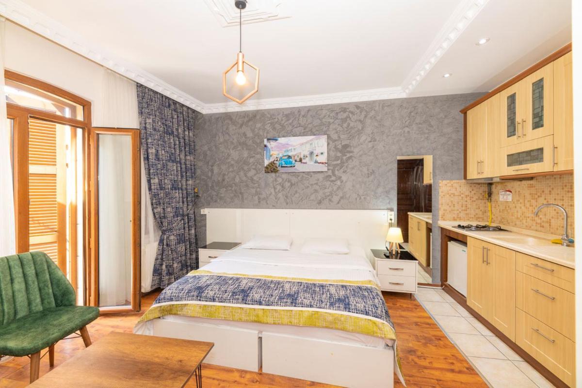 GRAND OPERA HOTEL - image 2