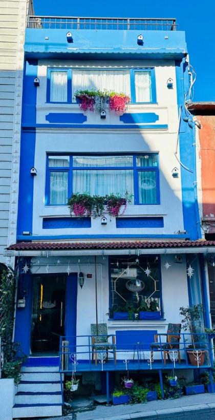 La Maison Bleue Hotel