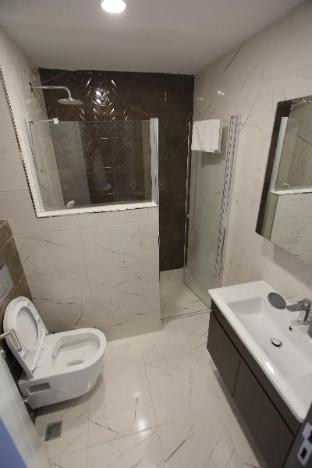 Presidential Sky Park Suites - main image