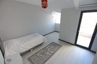 Presidential Sky Park Suites - image 2