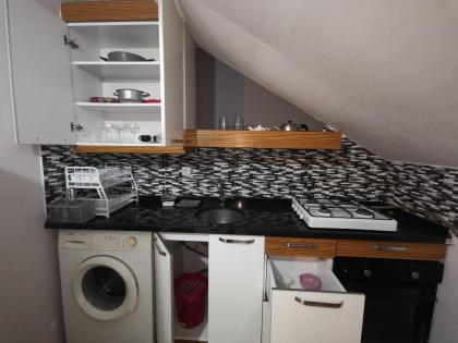 Very nice and clean Entire apartment feel as home - image 14