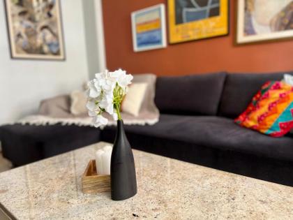 WONDER HOMES- Spacious Flat 4BR 4ACs Taksim pmr4 - image 16