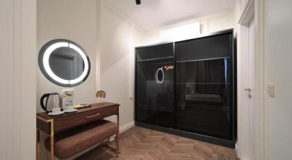 Gatto Residence - image 17