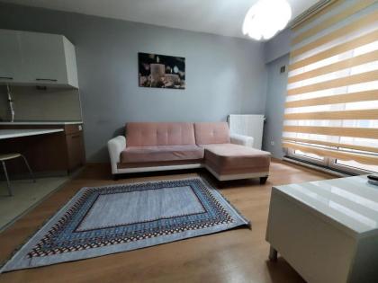 Site ici Guvenlikli Havuzlu Sosyal Tesisli