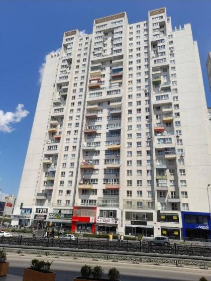 Site ici Guvenlikli Havuzlu Sosyal Tesisli - image 12