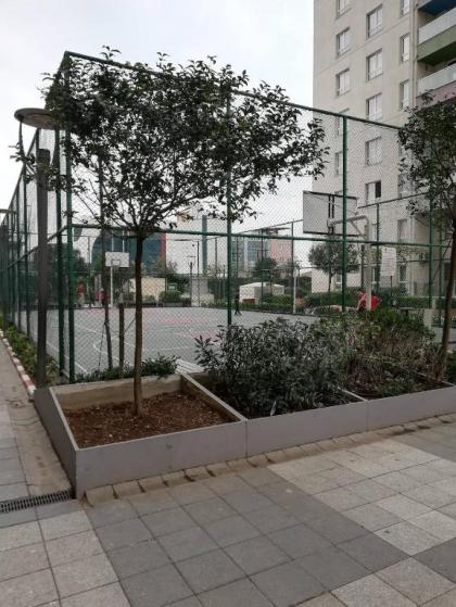 Site ici Guvenlikli Havuzlu Sosyal Tesisli - image 14
