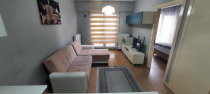 Site ici Guvenlikli Havuzlu Sosyal Tesisli - image 5