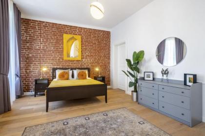Flat w Sea View Balcony 3 min to Istiklal Street - image 13