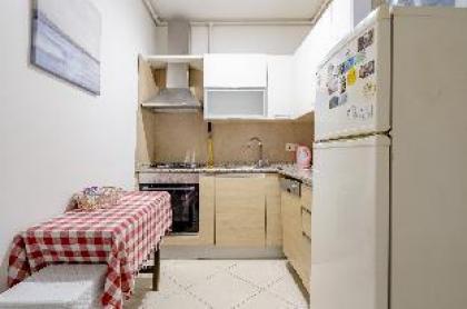 Cozy Flat near Nisantasi and Trendy Attractions - image 10
