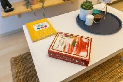 Cozy Flat near Nisantasi and Trendy Attractions - image 3