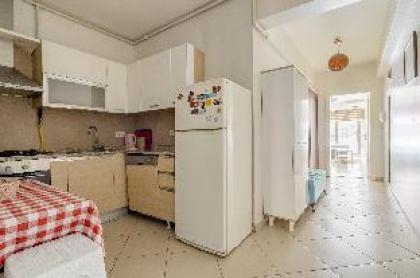 Cozy Flat near Nisantasi and Trendy Attractions - image 6
