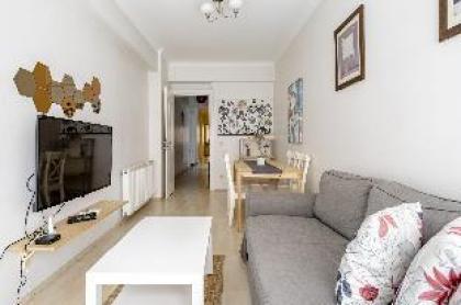 Cozy Flat near Nisantasi and Trendy Attractions - image 8