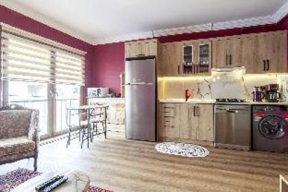 Comfortable Kennedy Avenue Flat in Fatih - image 4
