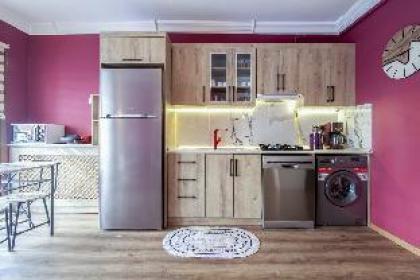 Comfortable Kennedy Avenue Flat in Fatih - image 5