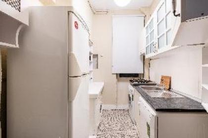Modern Flat with Central Location in Beyoglu - image 4