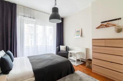 Sleek Flat within Walking Distance to Pera Museum - image 12
