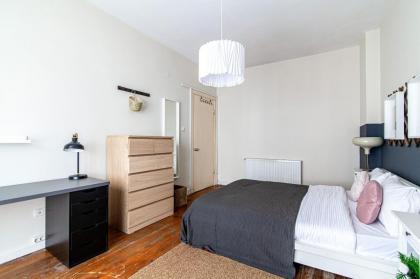 Sleek Flat within Walking Distance to Pera Museum - image 14