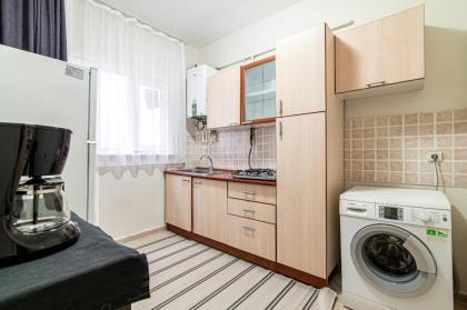 Sleek Flat within Walking Distance to Pera Museum - image 6