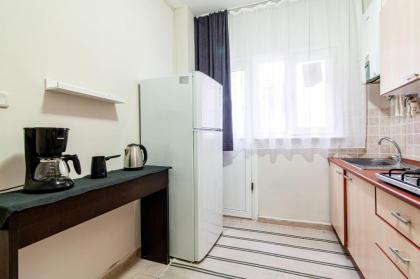 Sleek Flat within Walking Distance to Pera Museum - image 7